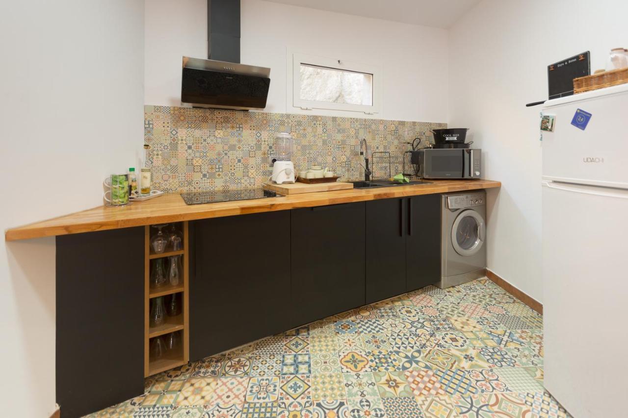 Detached Villa For 6 People In Lloret De Mar With Comunal Outdoor Swimming Pool Puigventos Exteriör bild